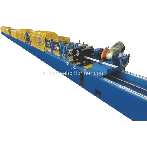 Geïsoleerde PU Slat Rolling Shutters Machine